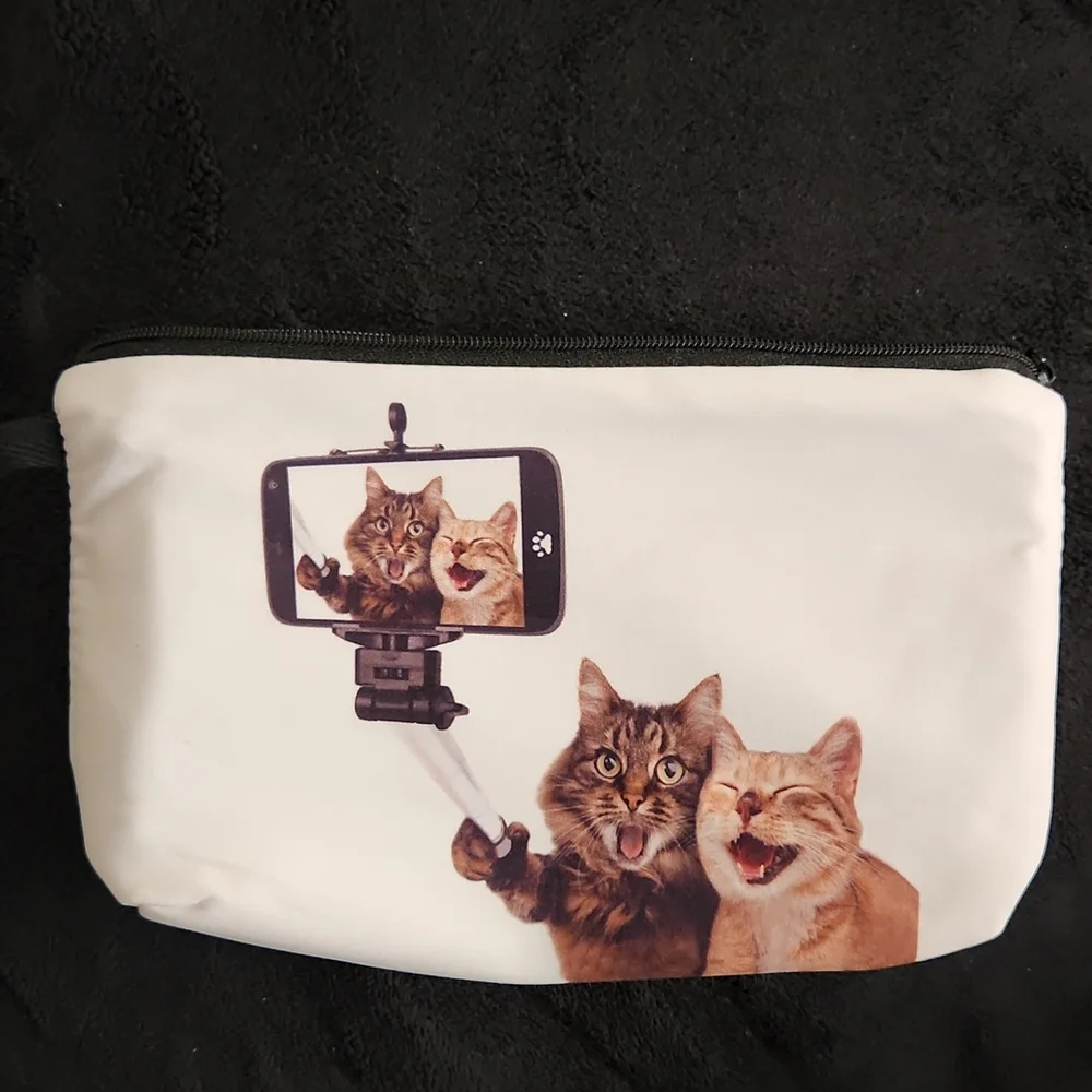 NEW- Cosmetic bag- Cats...Cats taking a selfie
